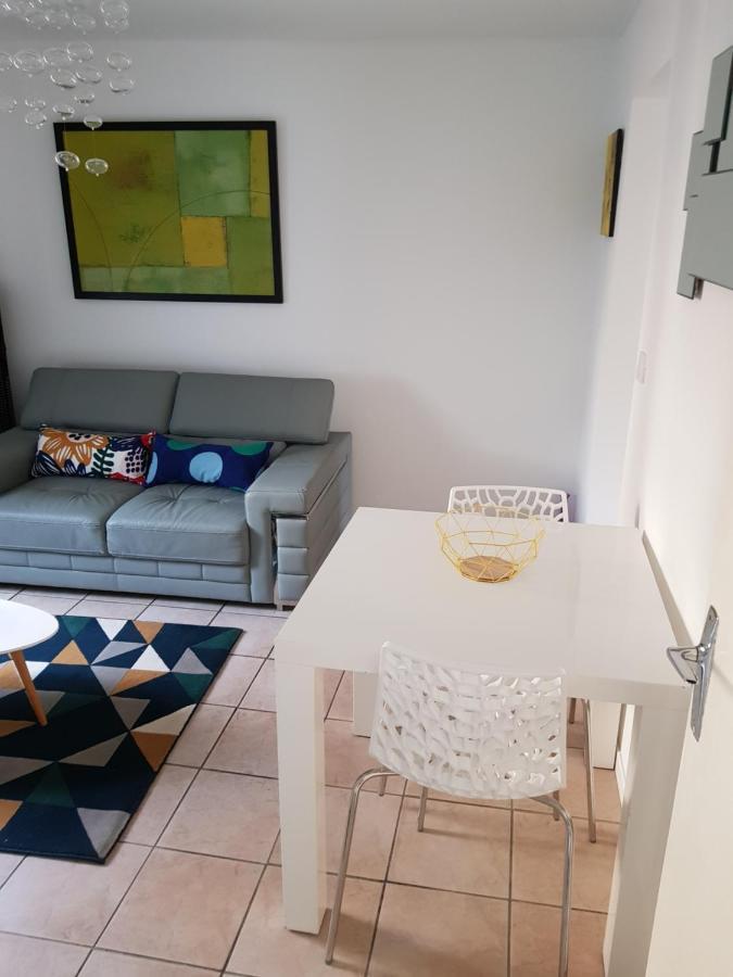 Jolie Appartement Moderne A Roanne Ngoại thất bức ảnh